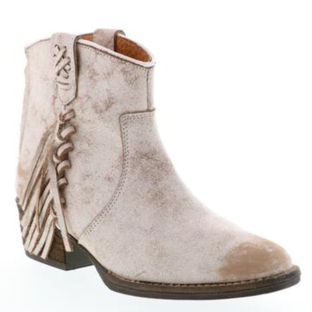 Very Volatile Lookout Bootie - Picture 3 of 5